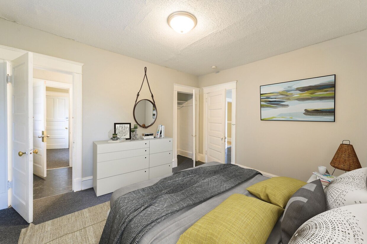 Foto principal - 2208-2210 Glenwood Ave