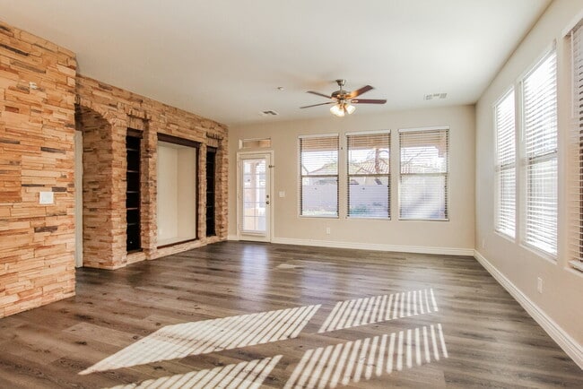 Foto del edificio - 29751 N 121st Dr