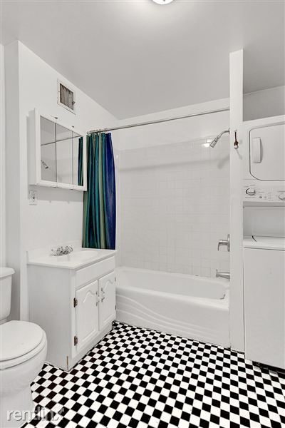 Building Photo - 451 W 48th St