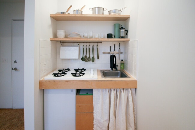 Building Photo - 3544 W Palmer St