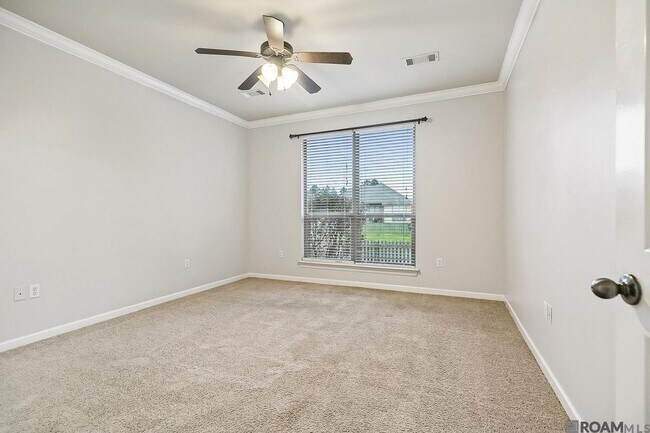 Foto del edificio - 3418 Southlake Ave