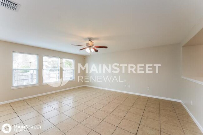 Building Photo - 1035 Sundance Hunt, San Antonio, TX 78245