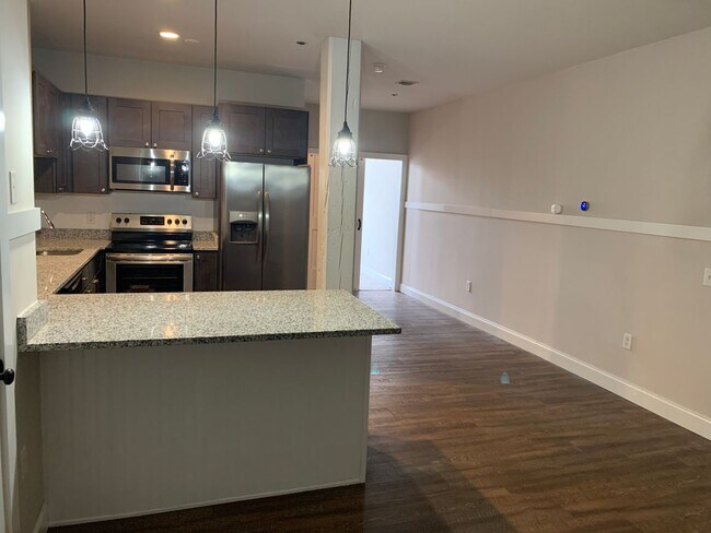 Building Photo - 238 N George St