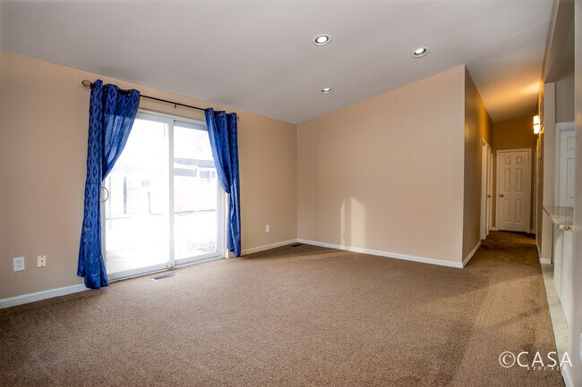 Living Room - 29641 Fairfax St