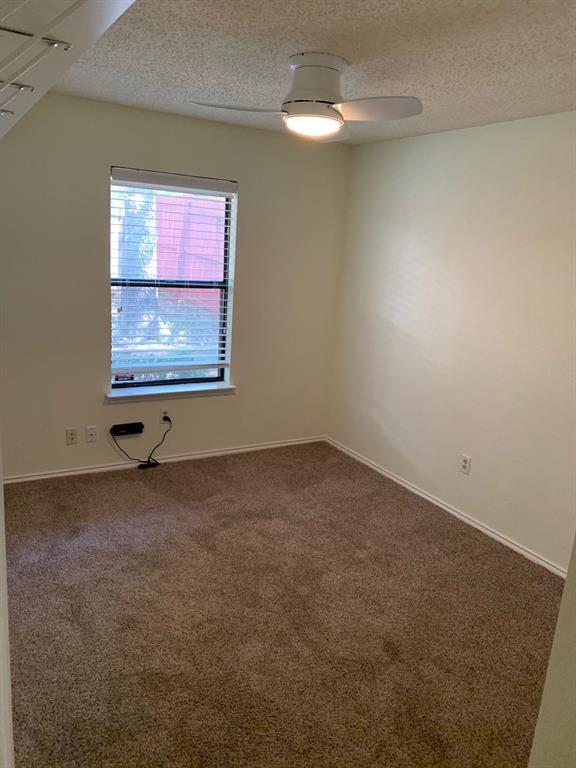 Building Photo - 2021 Mack Pl