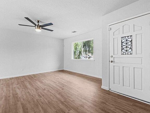 Building Photo - 1478 Ashcroft Ave