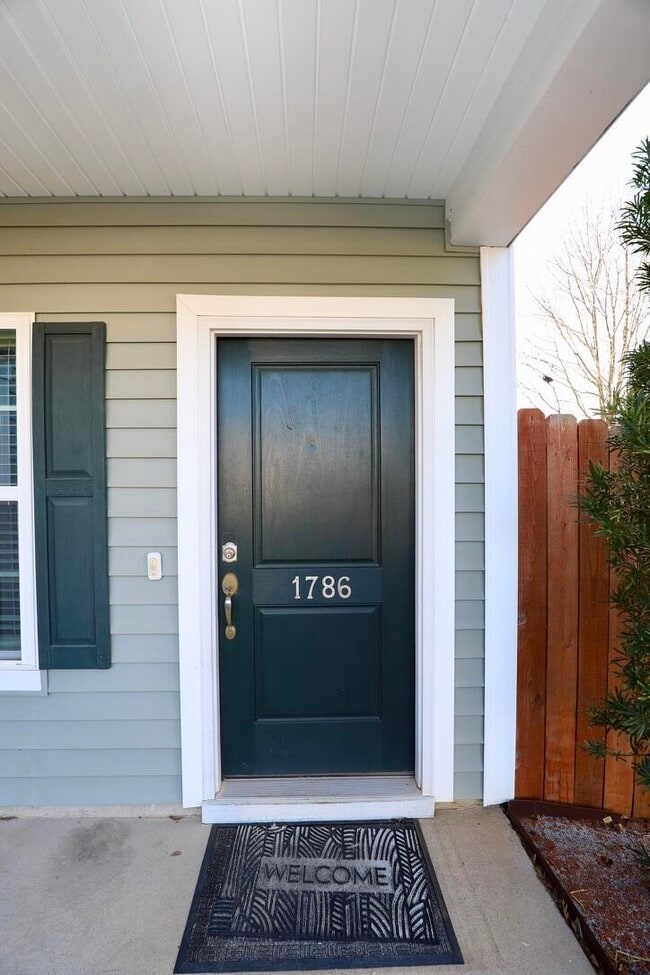 Building Photo - 1786 Ruger Dr