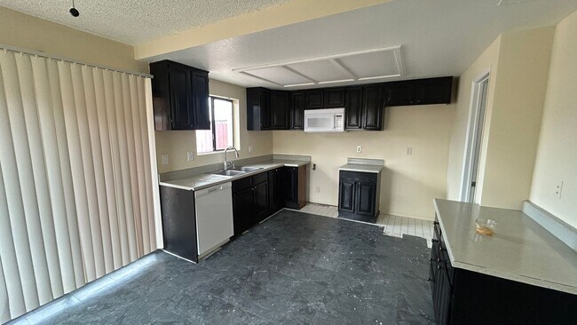Foto del edificio - Charming 2-Bedroom Home in Lake Elsinore