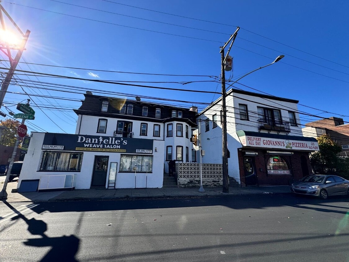 Photo - 5600 Greene St - 4