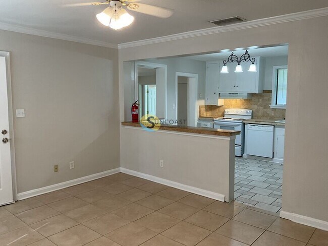 Foto del edificio - 3721 Colebrooke Dr