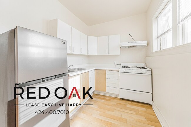 Foto del edificio - 537 S Kenmore Ave