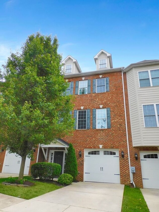 36 Hibiscus Ct, La Plata, MD 20646 Townhome Rentals in La Plata MD