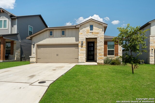 Primary Photo - 4910 Oxbow Bnd