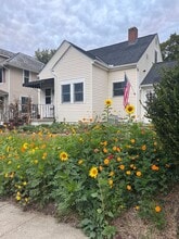 Building Photo - 175 Marks Ave