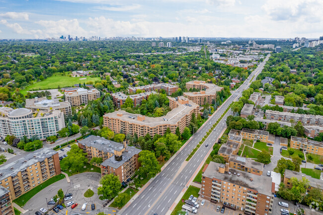 Aerial Photo - Windfield Terrace