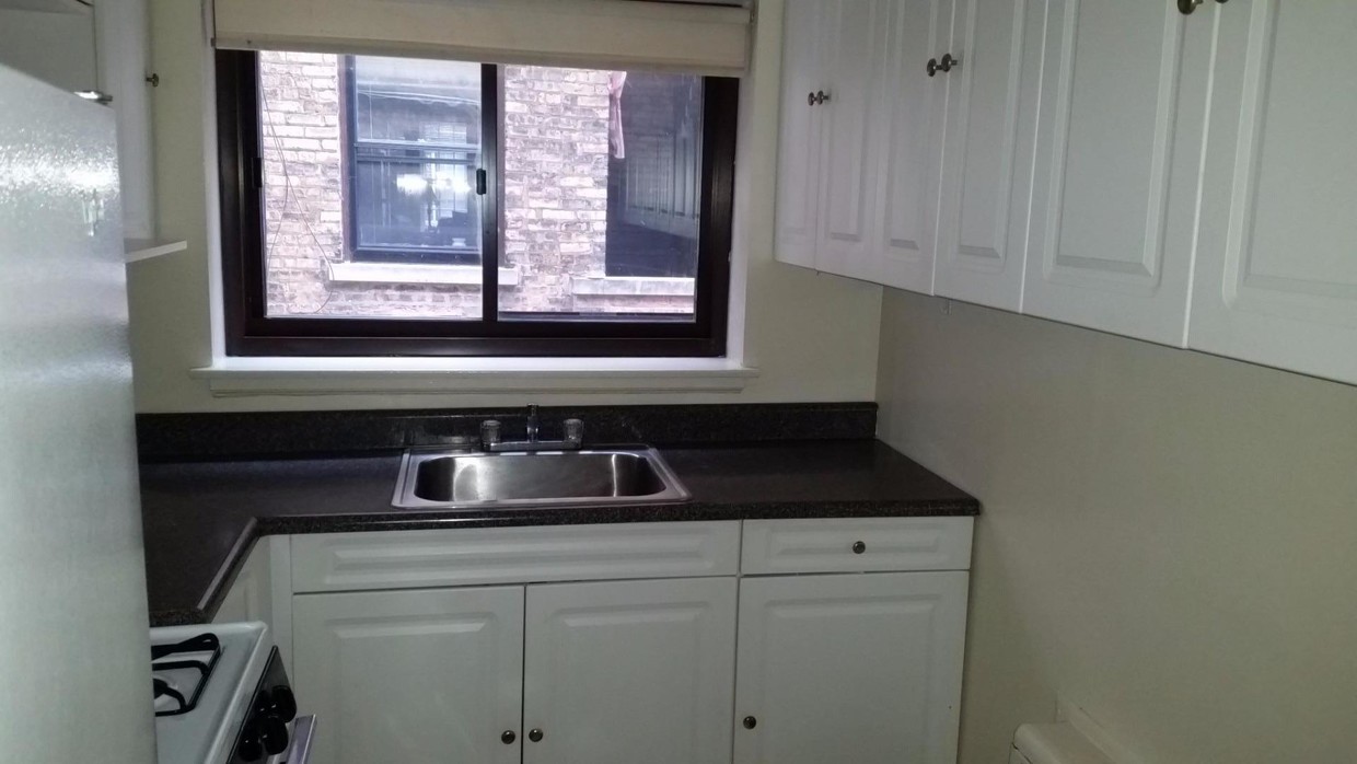 Foto principal - 559 N Sheridan Rd