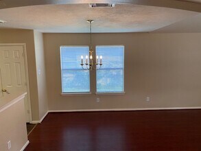 Building Photo - 6710 Hayman Dr