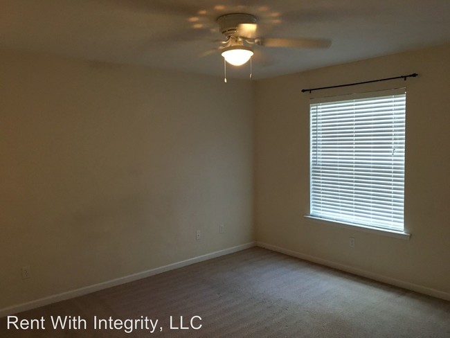 Building Photo - 3 br, 2 bath House - 10179 Sandyrock Lane