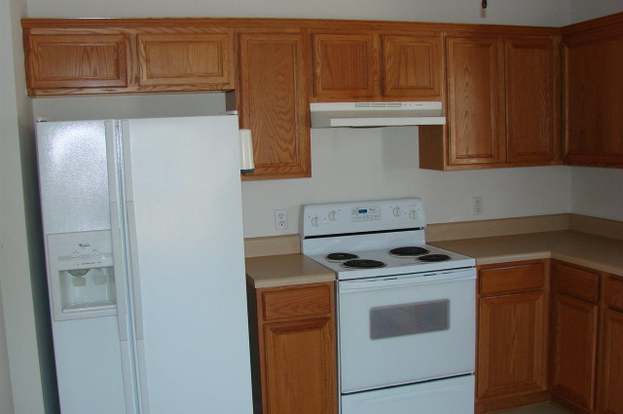 Foto del edificio - 608 Reservation Ave