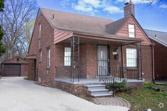 Building Photo - 5942 Radnor St