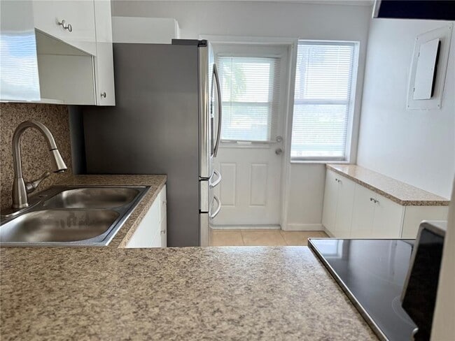 Foto del edificio - 2223 Park Ln