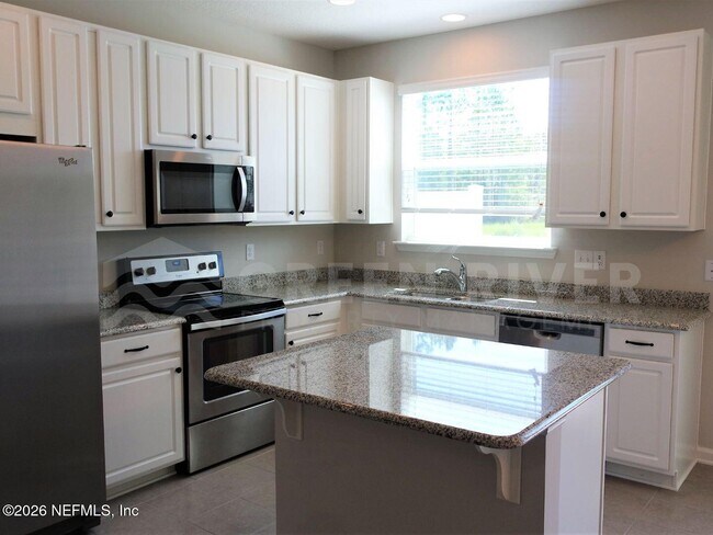 Foto del edificio - 503 Richmond Dr