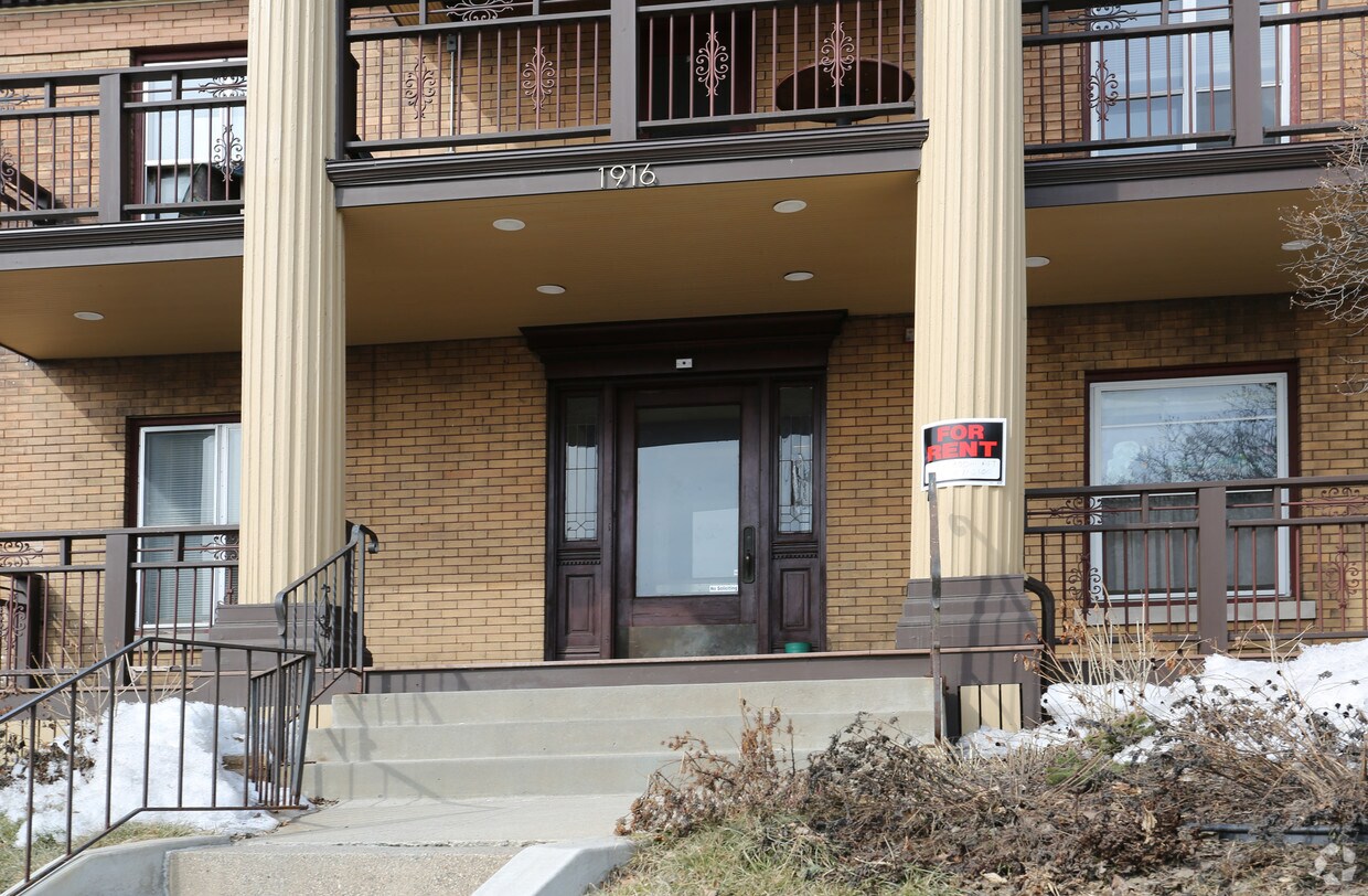 1916 Hennepin Ave, Minneapolis, MN 55403 Rentals in Minneapolis at 1916 Hennepin Ave Minneapolis