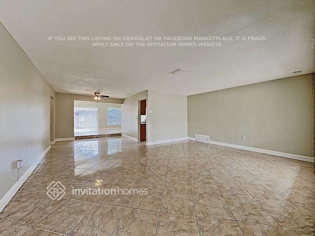 Building Photo - 7936 Miramar Pkwy