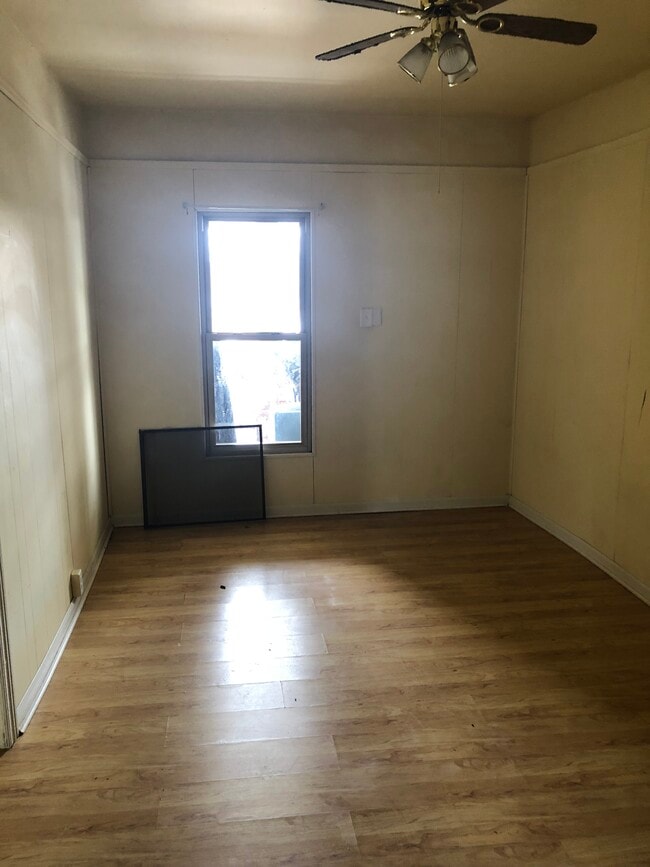 Foto del edificio - 229 Ravine St