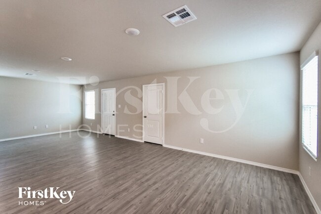 Building Photo - 14015 Mulch Ct