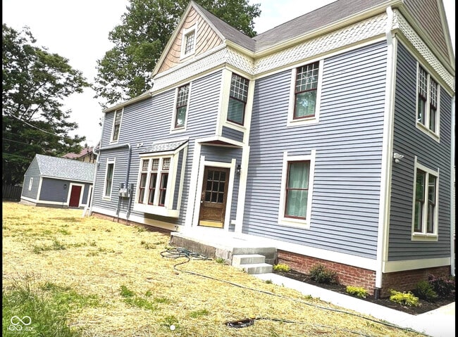 Building Photo - 958 Woodruff Place Middle Dr