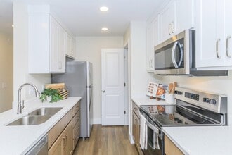 Building Photo - Orchard Park Apartments