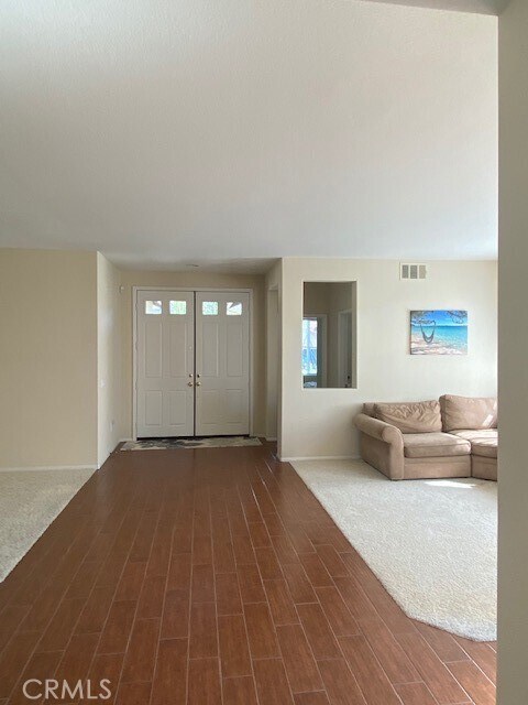 Building Photo - 42621 Hussar Ct