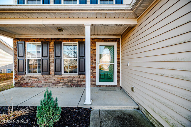 Building Photo - 151 Ivy Stone Dr