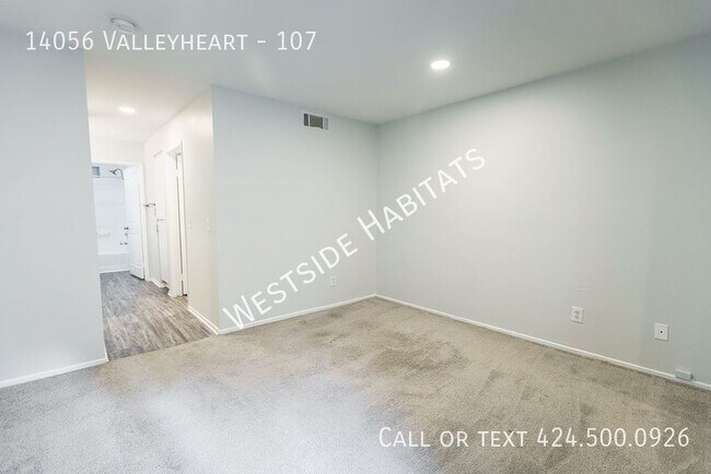 Foto del edificio - 14056 Valleyheart Dr