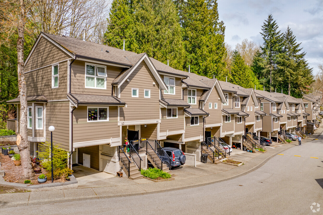 Primary Photo - Misty Ridge Housing Cooperative