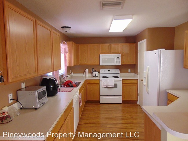 Foto del edificio - 12108 Fern Haven Ave