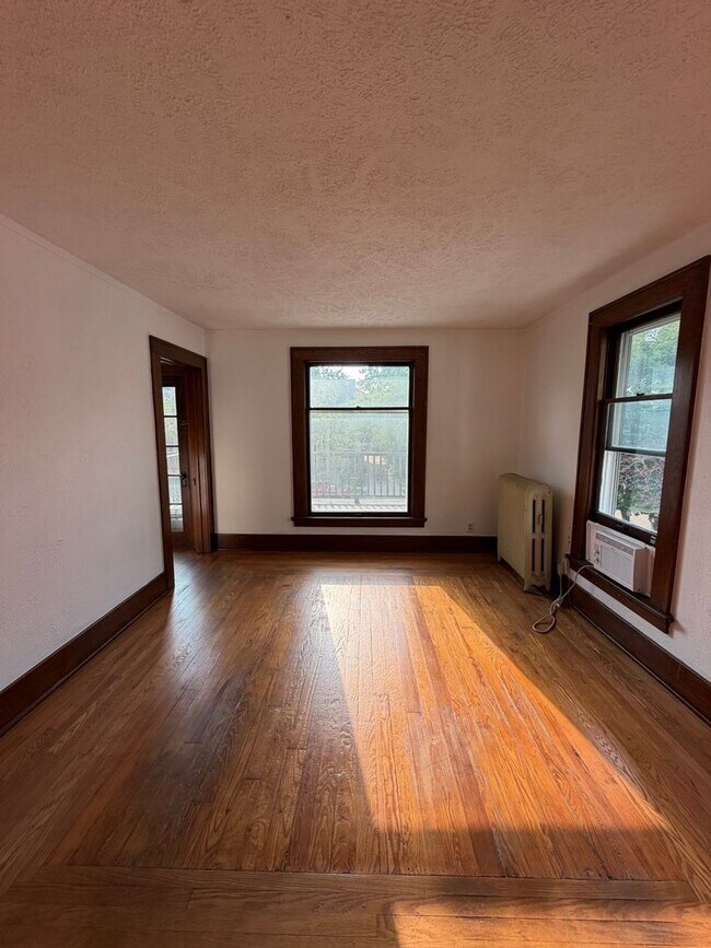 Foto del edificio - 316 N Sycamore St