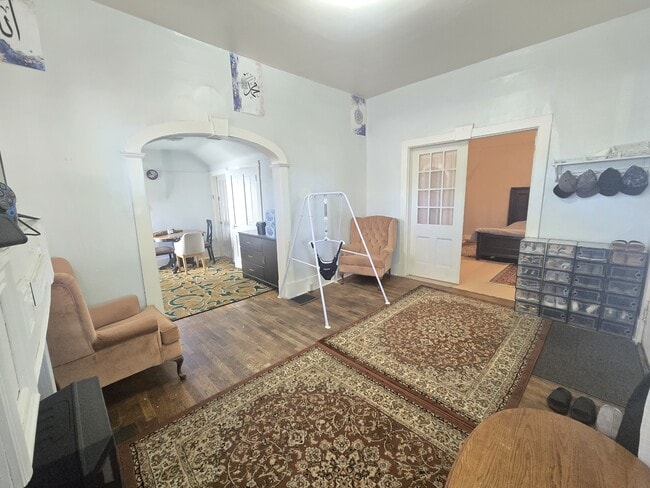 Foto del edificio - 205 Cheyenne Ave