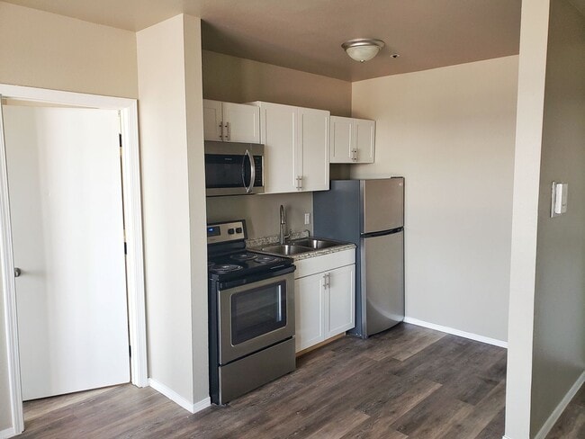 Interior Photo - The New Medford