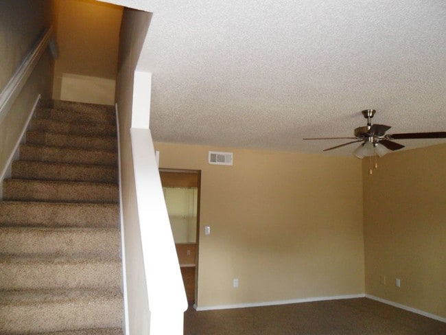 Building Photo - Timberwood Trace
