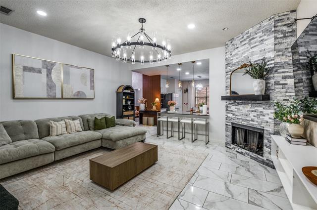 Foto del edificio - 4136 Creekhollow Dr