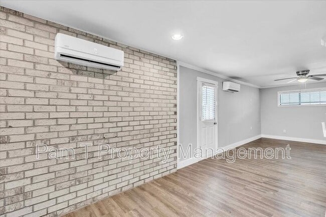 Building Photo - 815 E 32nd St