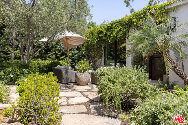 Foto del edificio - 11335 Dona Teresa Dr