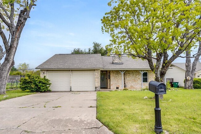 Building Photo - 302 Garden Ct