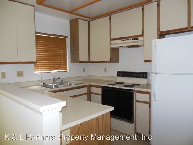 Building Photo - 11271 Avenida De Los Lobos
