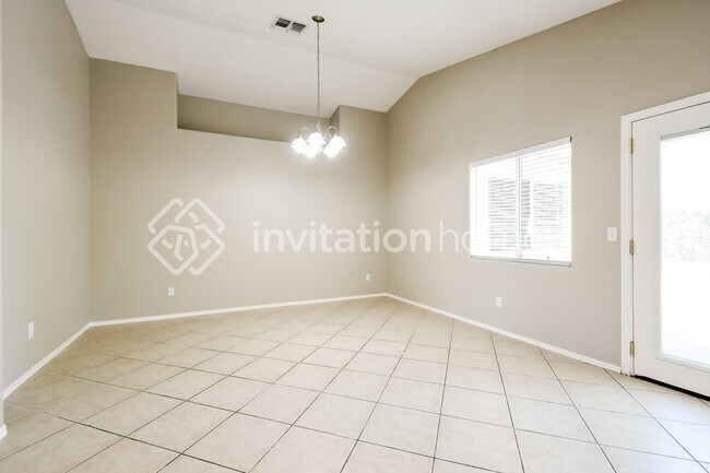 Building Photo - 3606 W Via Del Sol Dr