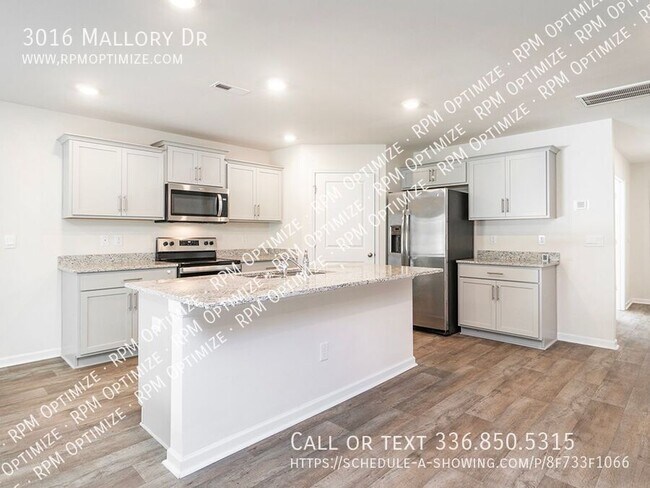 Foto del edificio - 3016 Mallory Dr