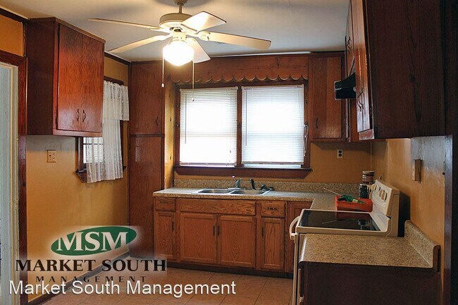 Building Photo - 3 br, 1 bath House - 120 Jenks Street
