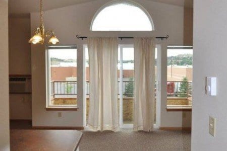 Foto del edificio - 640 Lake Elmo Dr